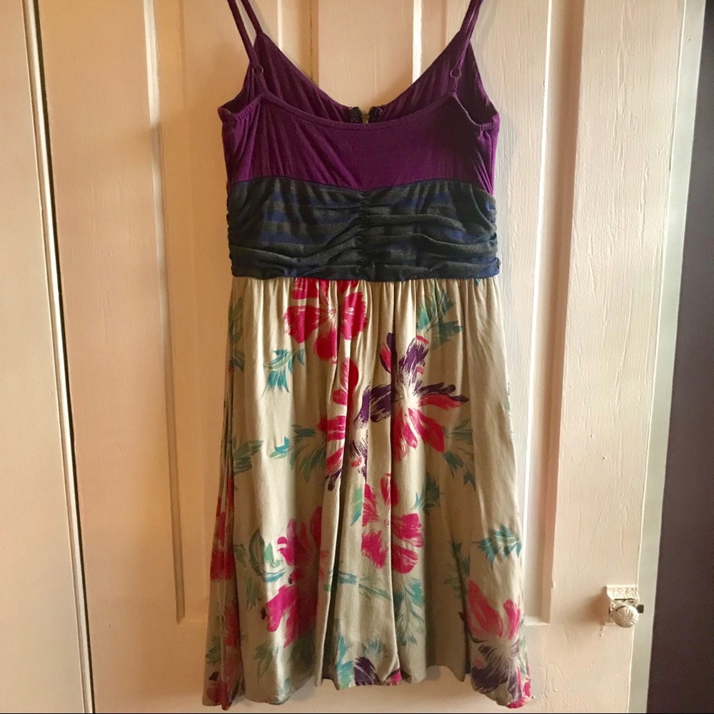 Colorful Sundress - Picture 4 of 6